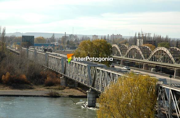 Puentes ferroviario y carreteros Neuqun-Cipolletti - Neuqun