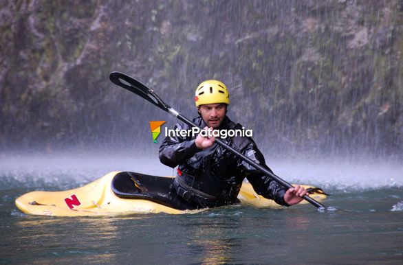 Kayak at the Palena River