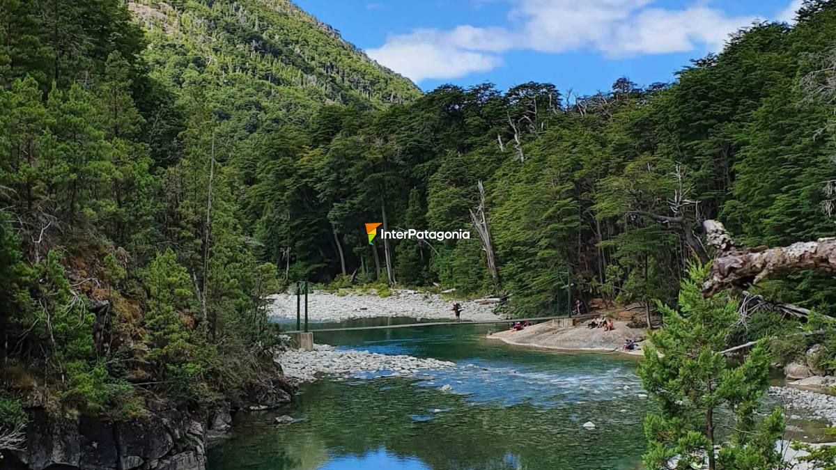 Trekking al Refugio del Cajón del Azul