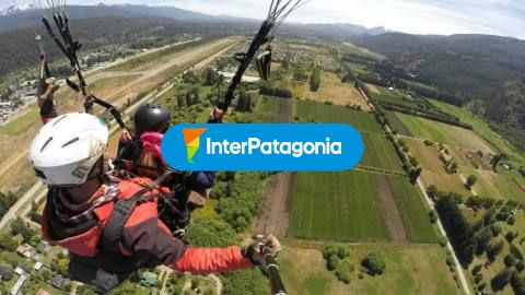 Paragliding at Mount Piltriquitrón