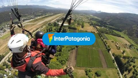 Paragliding at Mount Piltriquitrón