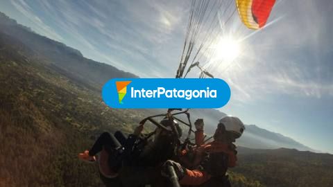 Paragliding at Mount Piltriquitrón