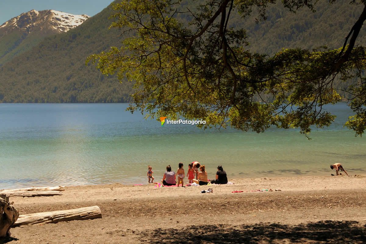 Correntoso Lake Beach