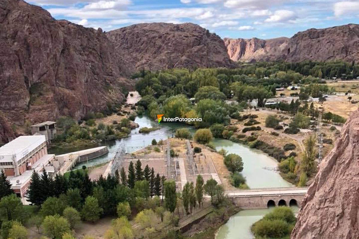 Florentino Ameghino Dam