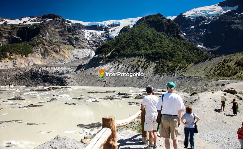 Lagunas que se forman en los ventisqueros