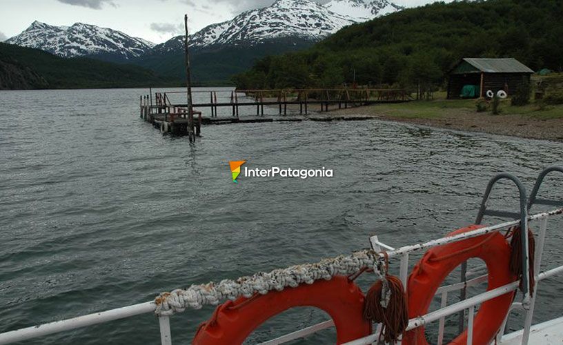 Navegando el Lago del Desierto