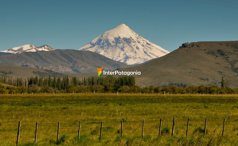 The Lanín Volcano was present