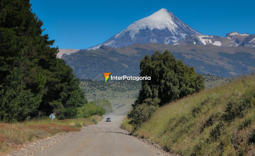 Camino al lago Huechulafquen