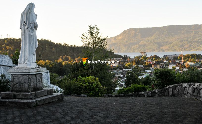 El monasterio, un excelente mirador panorámico