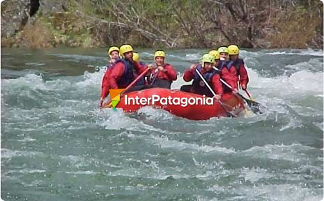 Rafting en el río Corcovado