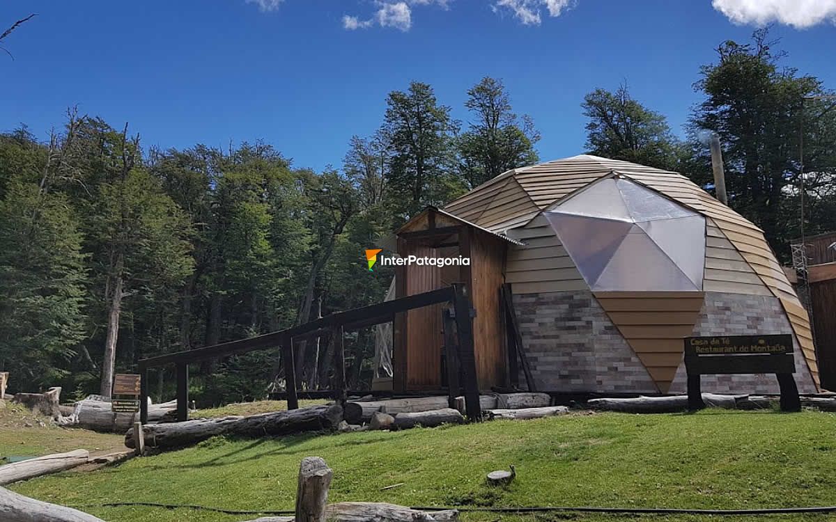 Neumeyer Shelter, Chalhuaco Valley