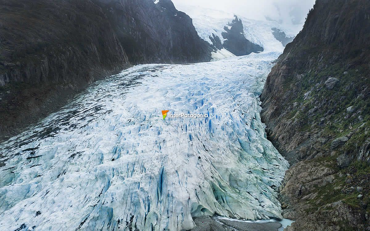 Bernal glacier - Thunder Pass Trekking