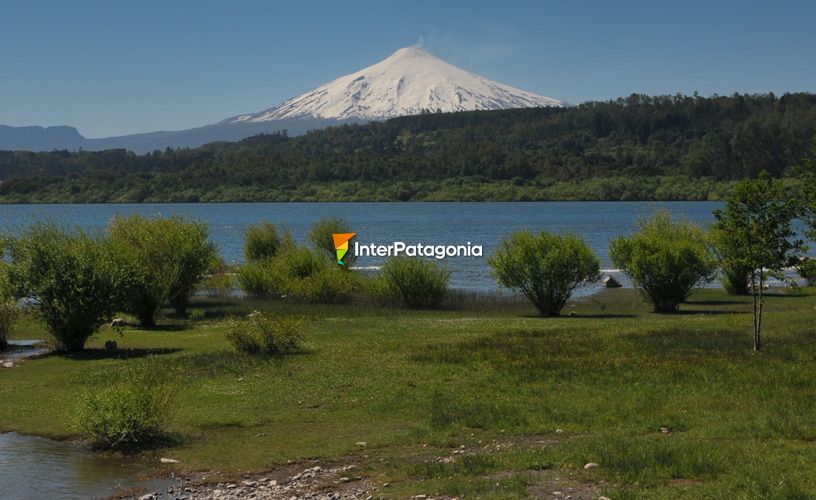 El Villarrica domina el parque nacional