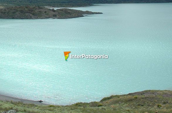 Segundo espejo de agua ms grande de Sudamrica. Lago Buenos Aires - Perito Moreno