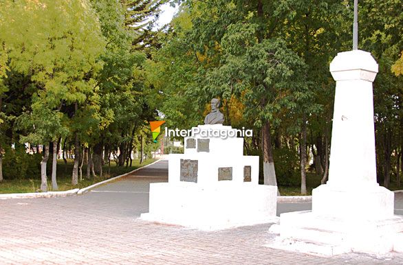 Plaza San Martín - Perito Moreno