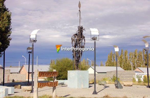 Plazoleta Pari-Aike - Perito Moreno