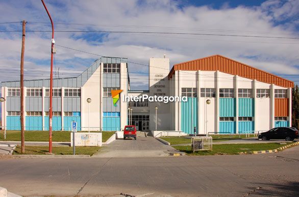 Centro Cultural y Deportivo - Perito Moreno