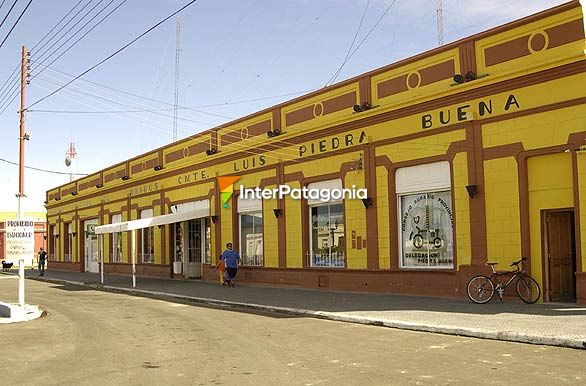 Terminal de mnibus - Cte. Luis Piedra Buena