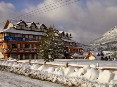 Lodging at Mount Catedral Punta Condor