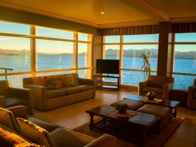 3-star hotels Patagonia Hotel