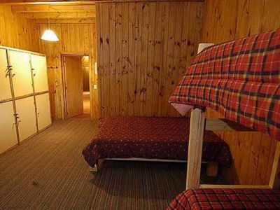 2-star Cabins Petunia