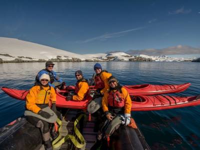 Navigation Towards Antartica Antarctica XXI