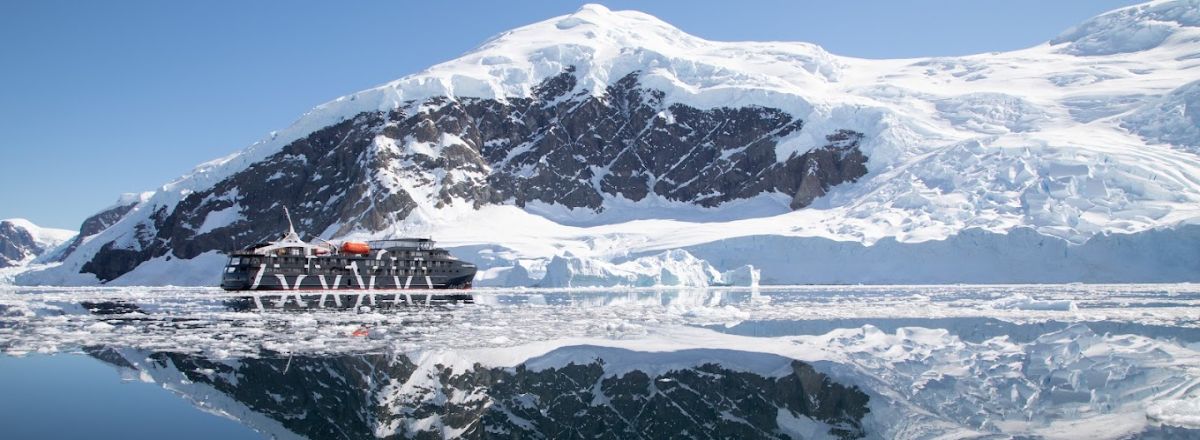 Navigation Towards Antartica Antarctica XXI
