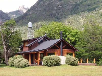 Propiedades particulares de alquiler temporario (Ley Nacional de Locaciones Urbanas Nº 23.091) Casa Lago Meliquina