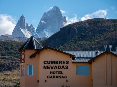 Hostelries Cumbres Nevadas