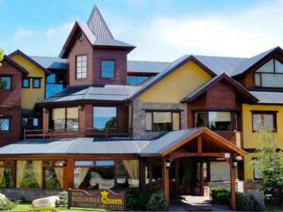 4-star hotels Patagonia Queen