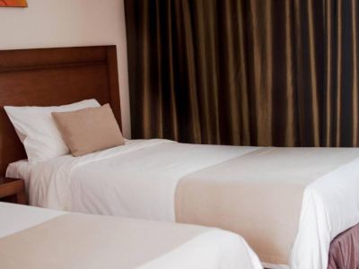 3-star hotels Herradura Hotel Suites