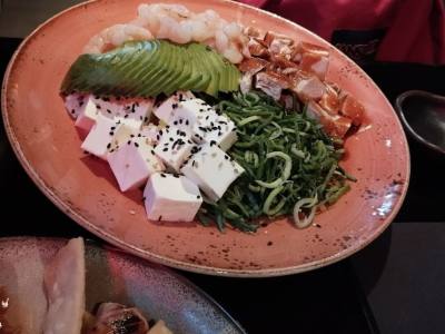 Sushi Bar / Cocina Japonesa Gohan Sushi & Shrimps