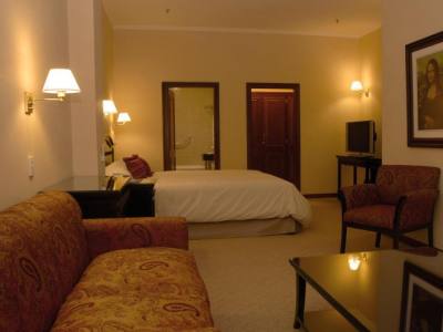 Hoteles 4 estrellas Status Hotel Casino