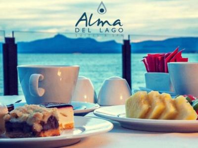 5-star hotels Alma del Lago