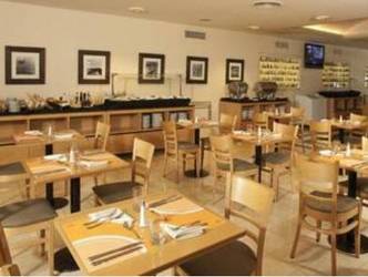 3-star hotels Austral Express