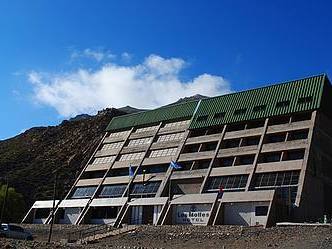 Los Molles (online travel)