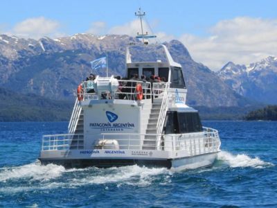 Lake Outings Catamaran Patagonia Argentina