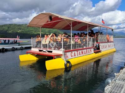 Catamarán Licán Ray