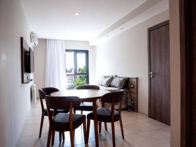 Departamentos Leloir Suites