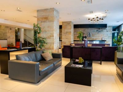 4-star hotels Neuquen Tower