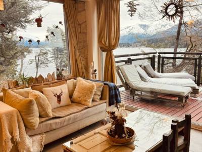 Tourist Properties Rental Albanta Casa con costa de Lago en Bariloche