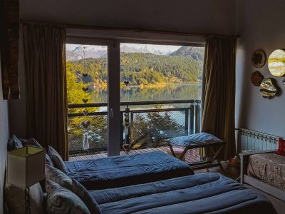 Tourist Properties Rental Albanta Casa con costa de Lago en Bariloche