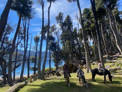 Horseback Riding Trips Cabalgatas AUCA