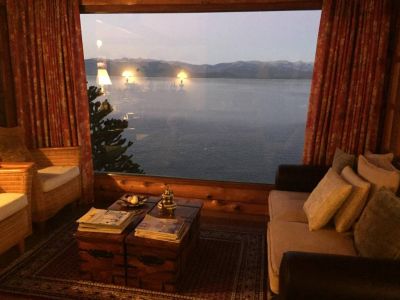 Tourist Properties Rental Casa con Costa de lago Nahuel Huapi 8 Personas - Cod 3023