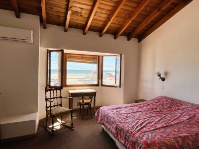Chalet y el Mar