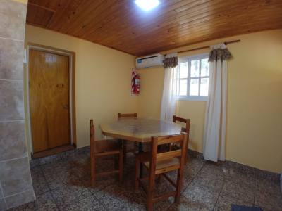 Accommodation in Varvarco Alojamiento los Bolillos
