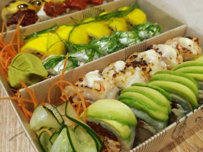 Sushi Bar / Cocina Japonesa Umi Sushi Patagonia