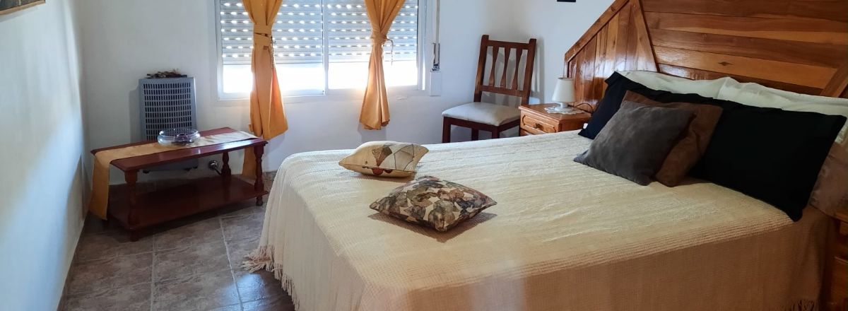 Bungalows / Short Term Apartment Rentals Ronayez