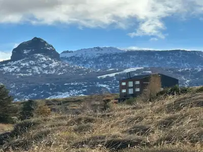 Puerta roja lanin