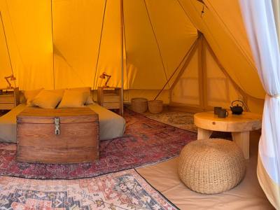 Domos y Glamping La Morada Meliquina Lodge & Glamping